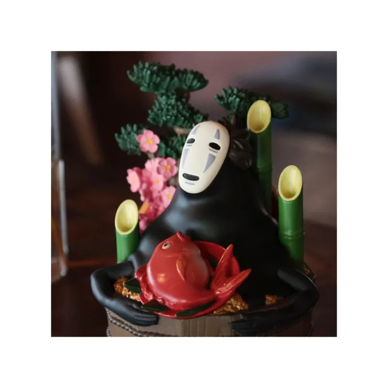 Maison Ghibli Diorama No Face Golden bucket & bamboos - Spirited Away | Décoration
