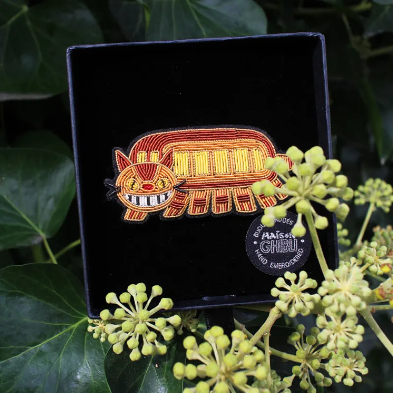 Maison Ghibli Embroidered Jewel Brooch Catbus - My Neighbor Totoro | Pins