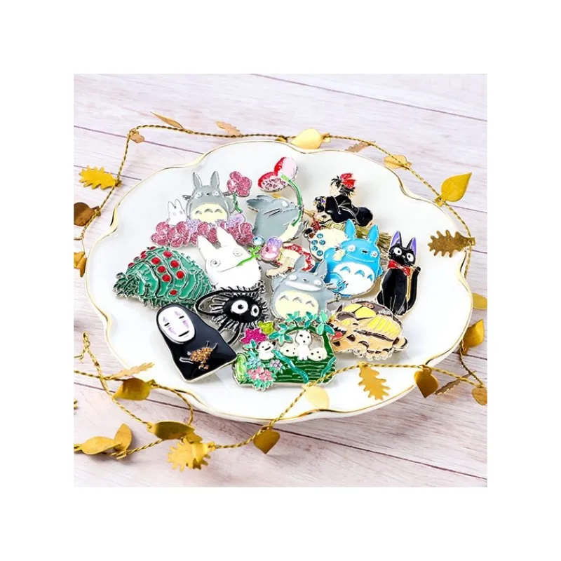 Maison Ghibli Metal Brooch Small Totoro - My Neighbor Tororo | Pins