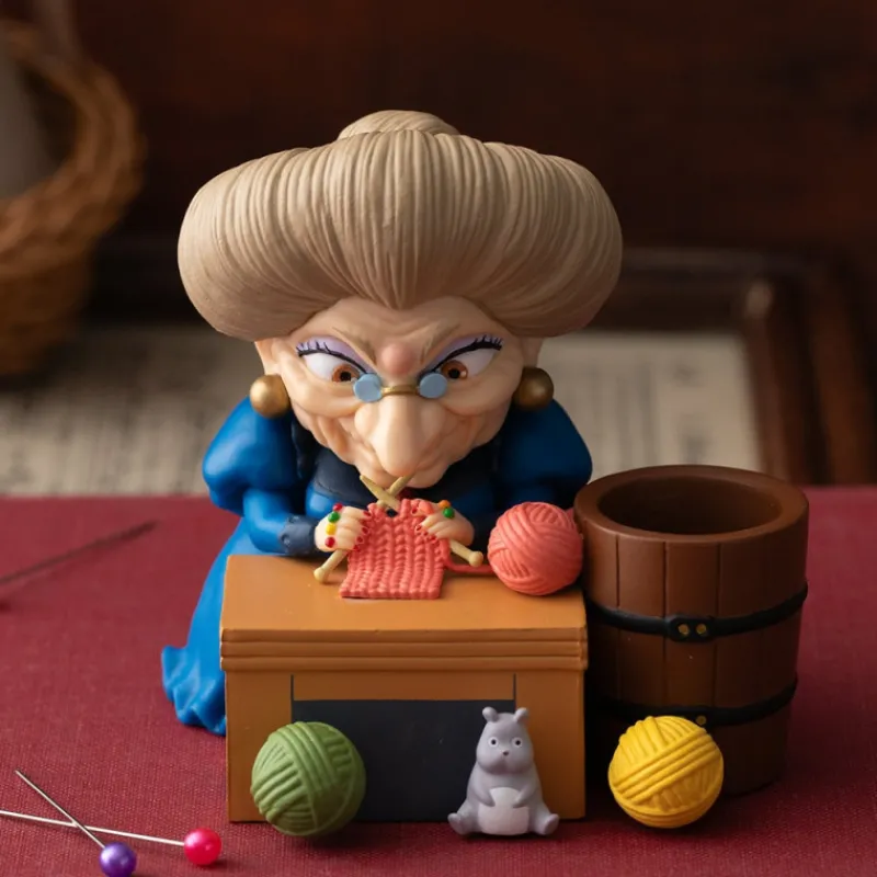 Maison Ghibli Pencil holder figurine Yubaba knitting - Spirited Away | Jewellery Boxes