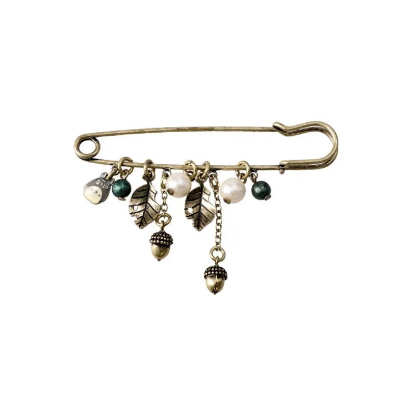 Maison Ghibli Safety Pin brooch Totoro & Leaves - My Neighbor Totoro | Accessories | Jewellery