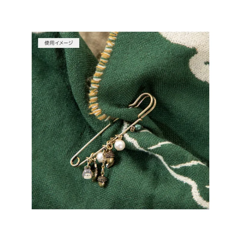 Maison Ghibli Safety Pin brooch Totoro & Leaves - My Neighbor Totoro | Accessories | Jewellery