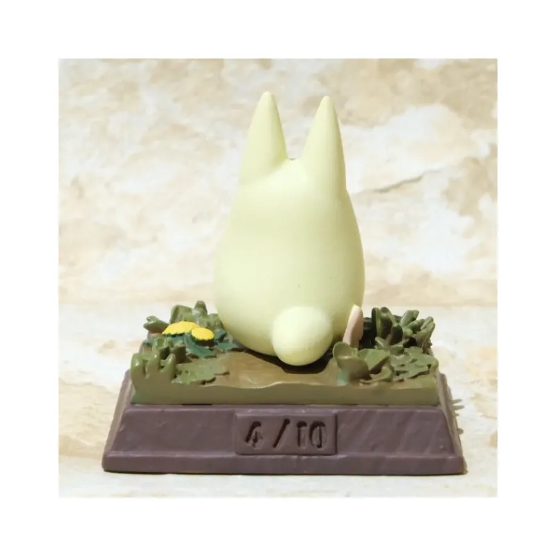 Maison Ghibli Statue Collection Stop Motion Totoro White Race Pose 4 - My Neighbor Totoro | Statues
