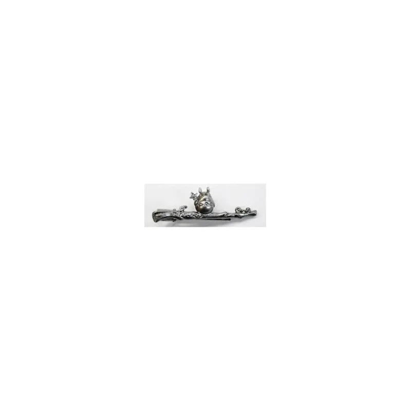 Maison Ghibli TOTORO PIN - LEAVES - MY NEIGHBOUR TOTORO | Pins