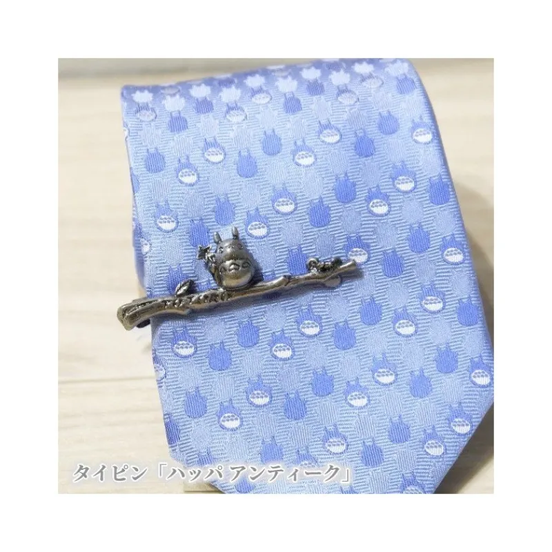 Maison Ghibli TOTORO PIN - LEAVES - MY NEIGHBOUR TOTORO | Pins